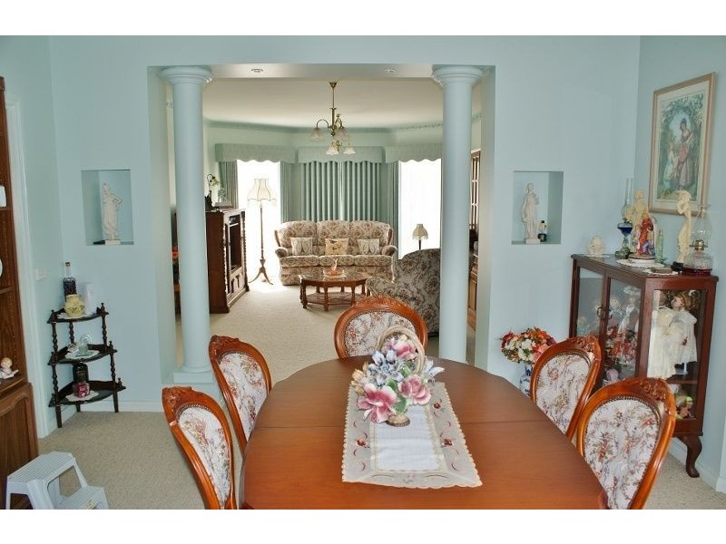 10 York Street, Moe VIC 3825