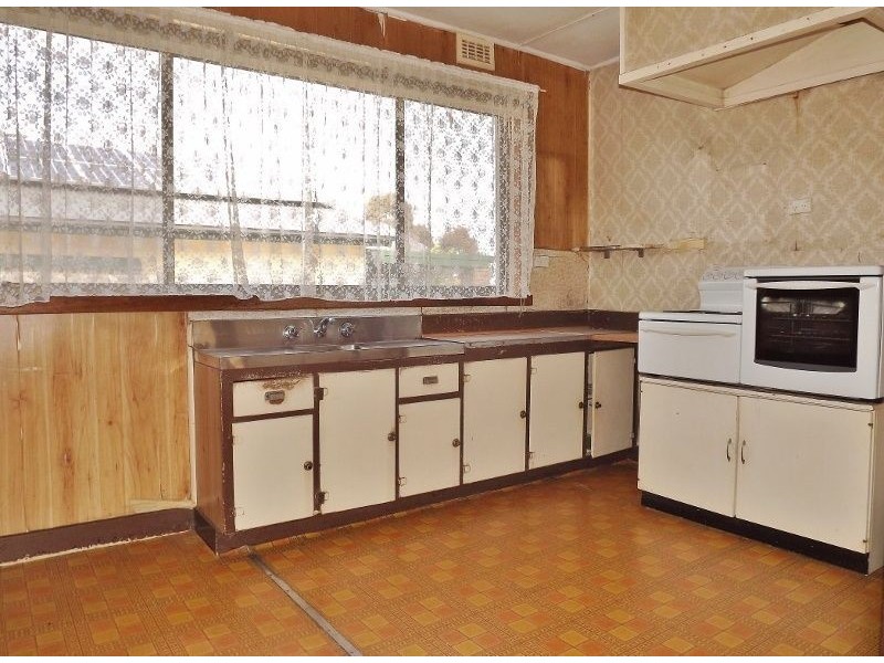 36 Anderson Avenue, Yallourn North VIC 3825