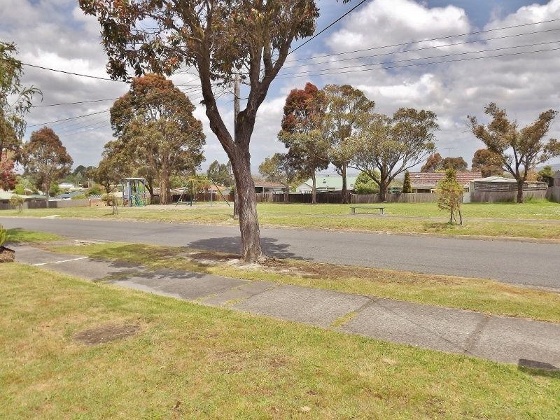 36 Anderson Avenue, Yallourn North VIC 3825