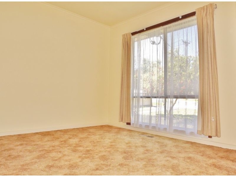 12 Phillip Street, Moe VIC 3825