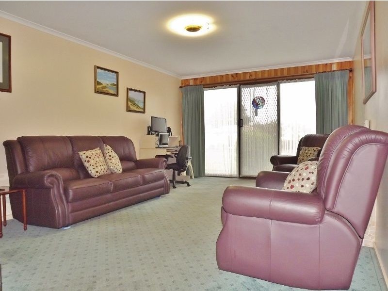 27 Retford Street, Newborough VIC 3825