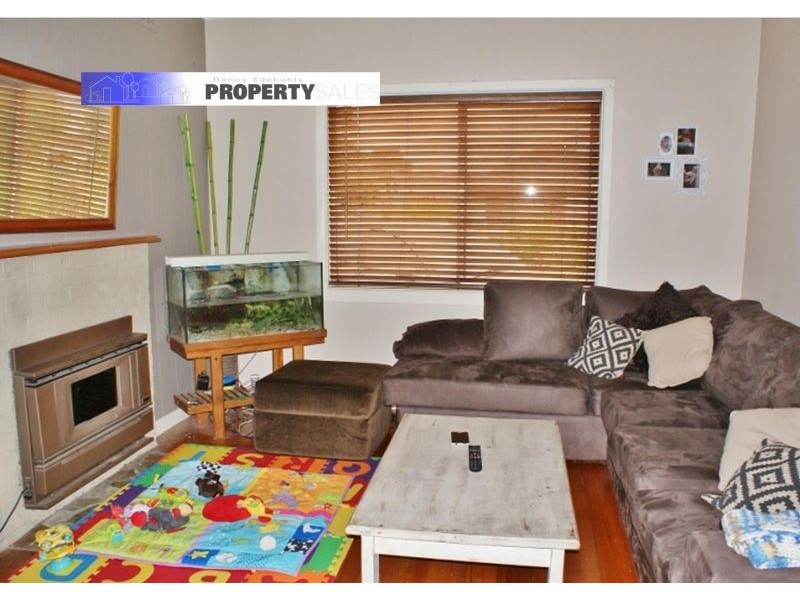 34 Law Street, Newborough VIC 3825
