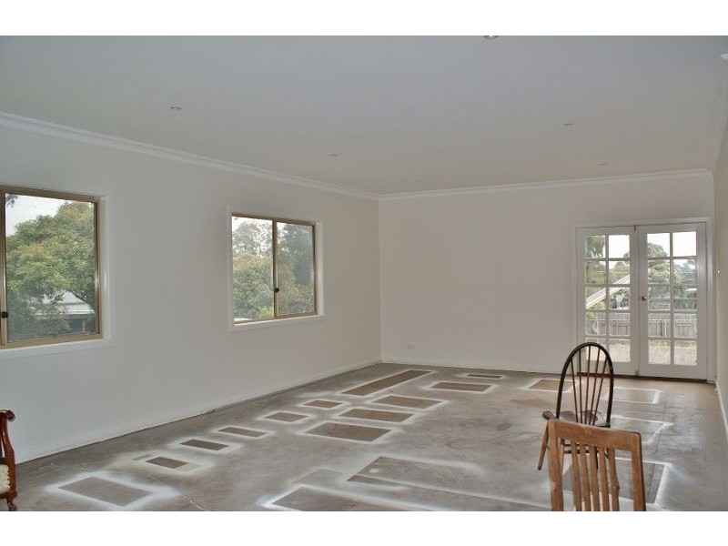 11 Murray Road, Newborough VIC 3825