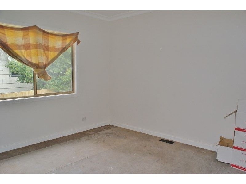 11 Murray Road, Newborough VIC 3825