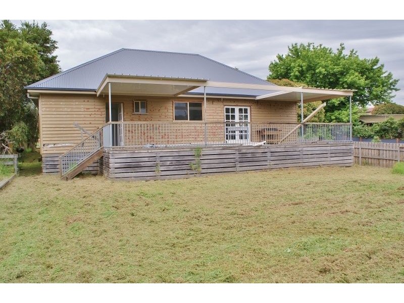 11 Murray Road, Newborough VIC 3825