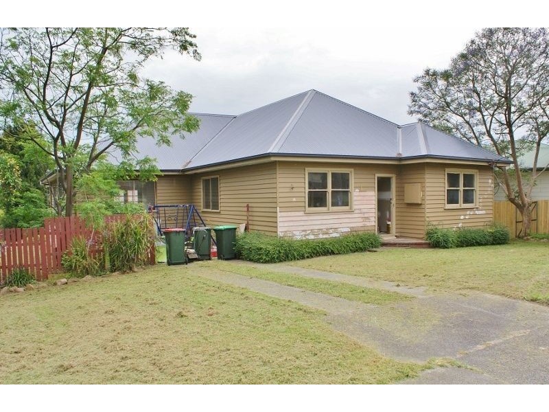 11 Murray Road, Newborough VIC 3825