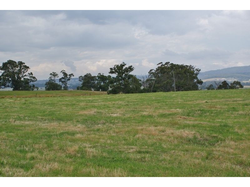 1237 North Canal Road, Westbury VIC 3825