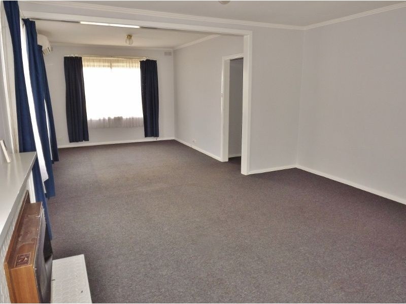 46 Alexander Avenue, Moe VIC 3825