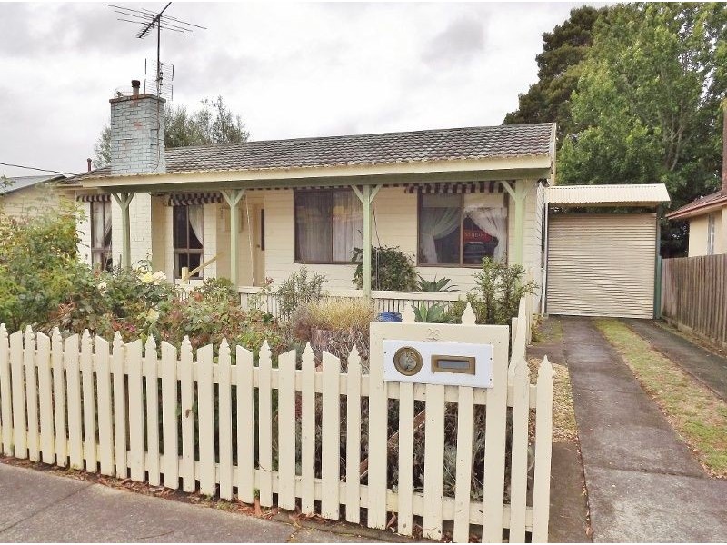 28 Elizabeth Street, Moe VIC 3825