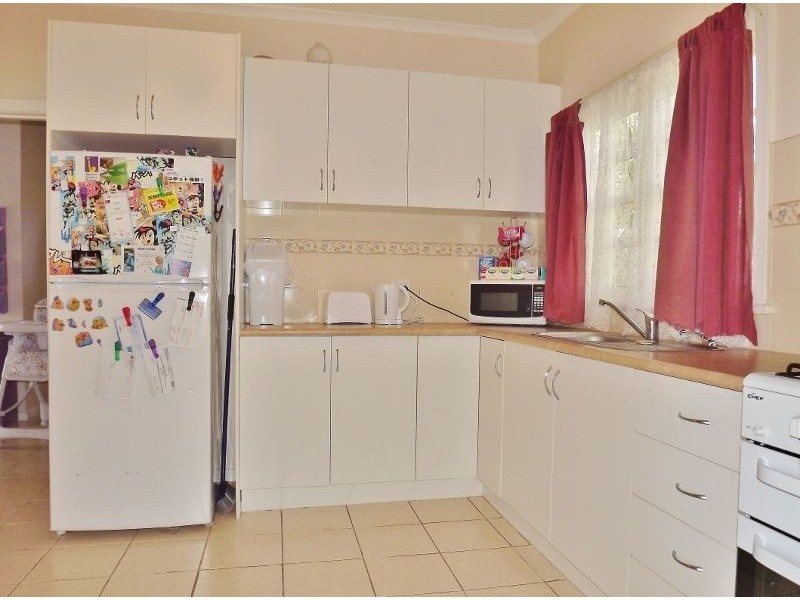 15 Charles Street, Moe VIC 3825