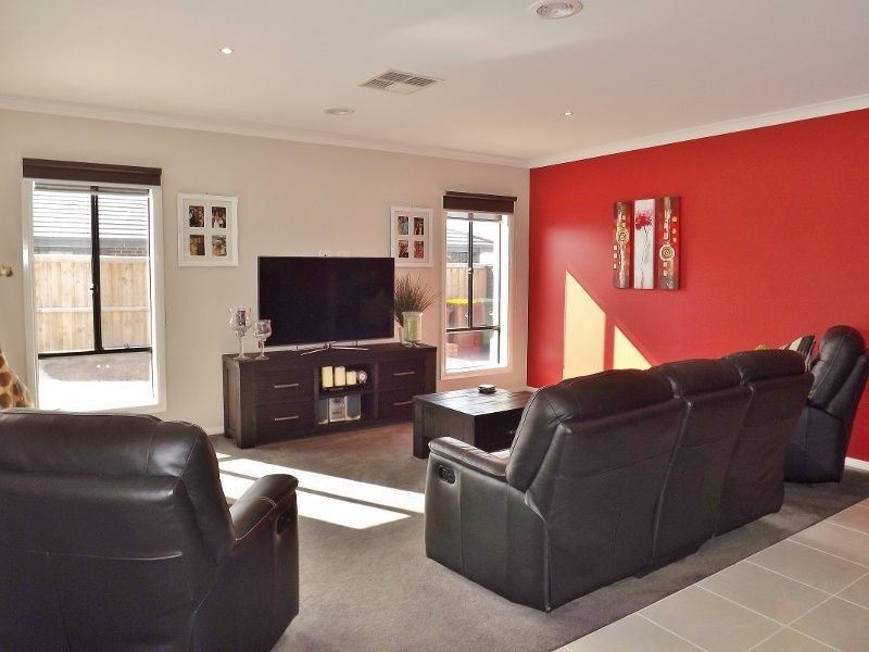 4 Flores Street, Trafalgar VIC 3824