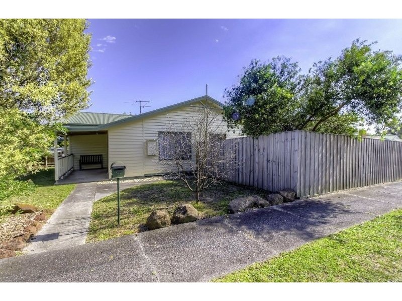 81 Fowler Street, Moe VIC 3825