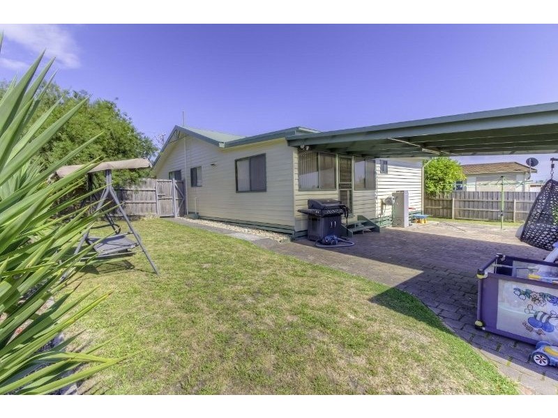 81 Fowler Street, Moe VIC 3825