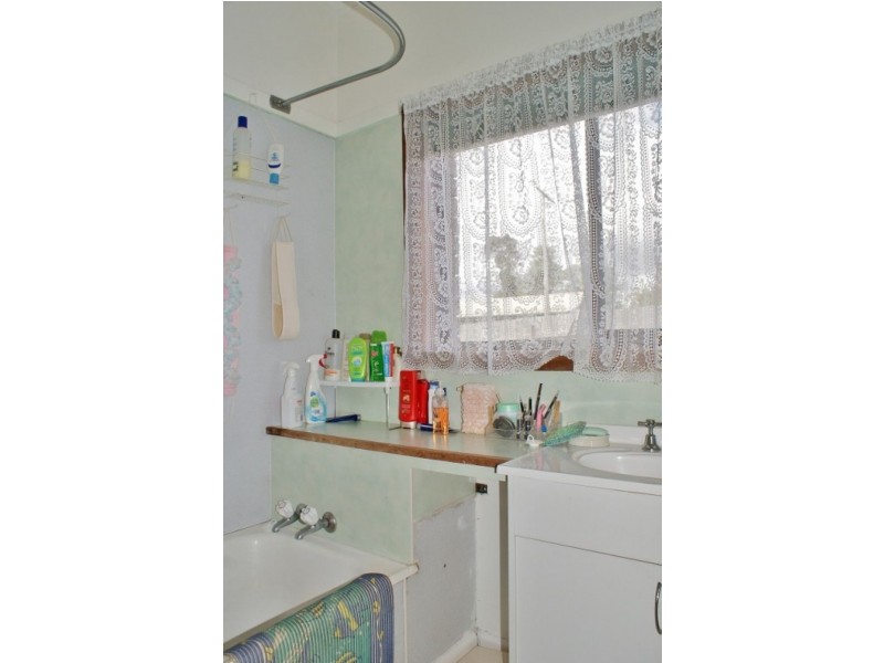 49 Kent Street, Moe VIC 3825