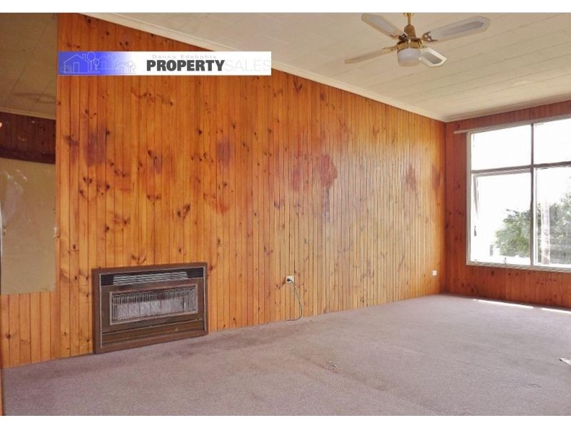 13 Service Road, Moe VIC 3825