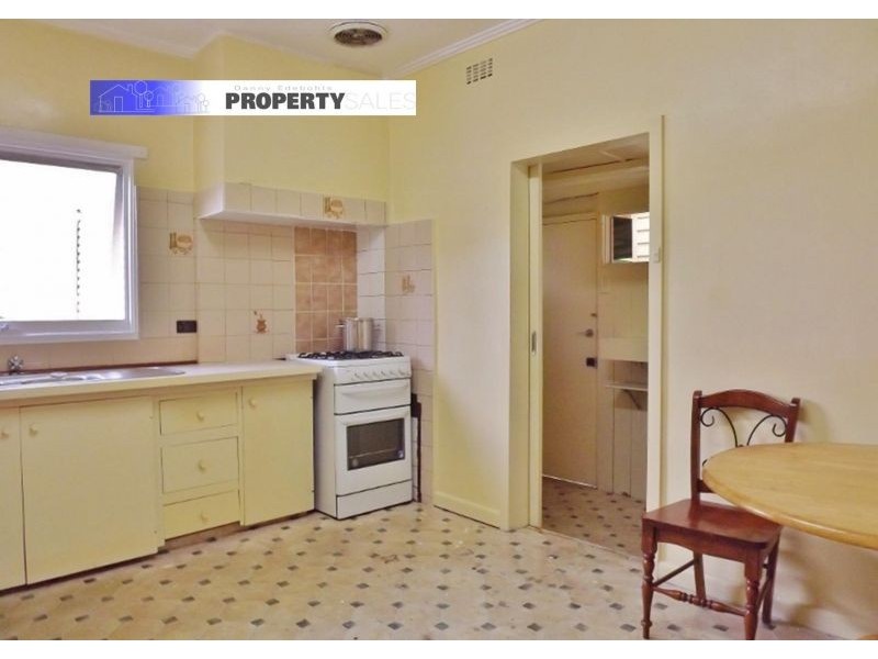 13 Service Road, Moe VIC 3825