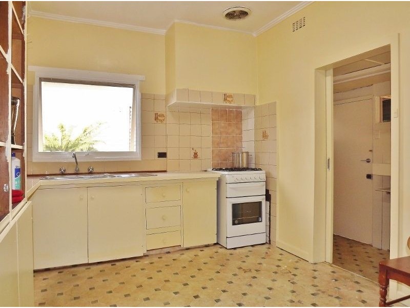 13 Service Road, Moe VIC 3825