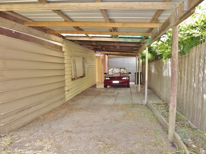 13 Service Road, Moe VIC 3825