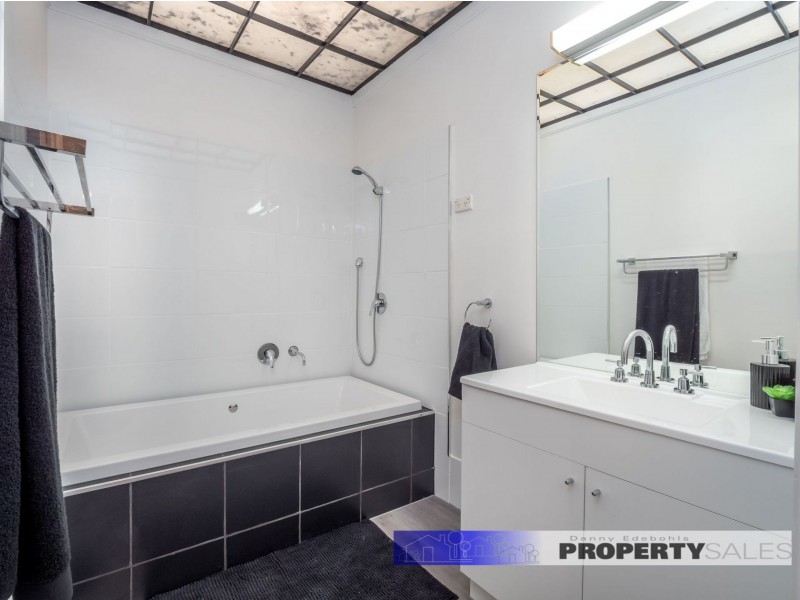 32 Evelyn Street, Moe VIC 3825