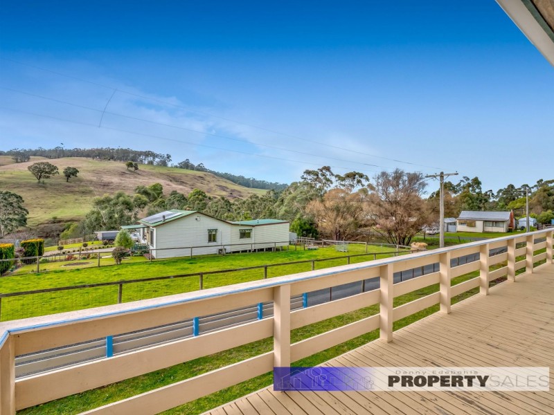 8 Roxburgh Road, Yallourn North VIC 3825