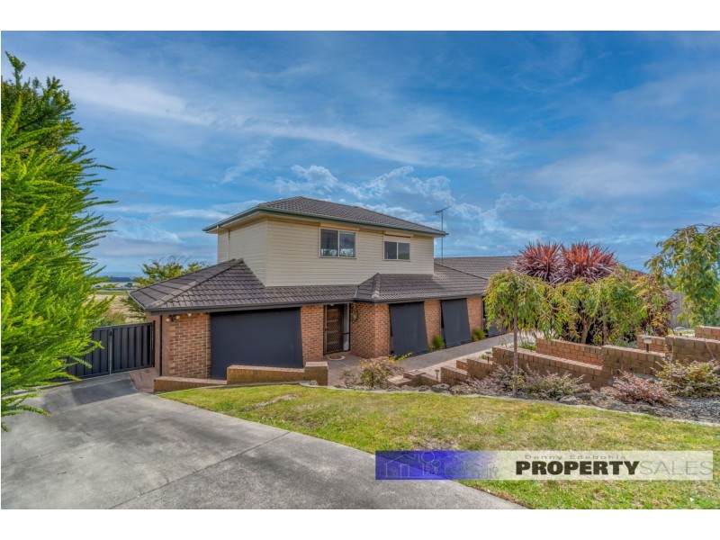 2 Taurus Way, Moe VIC 3825