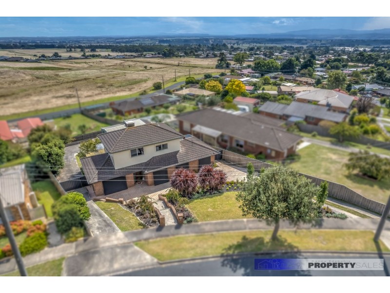 2 Taurus Way, Moe VIC 3825