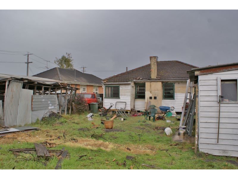 26 Chamberlain Road, Newborough VIC 3825