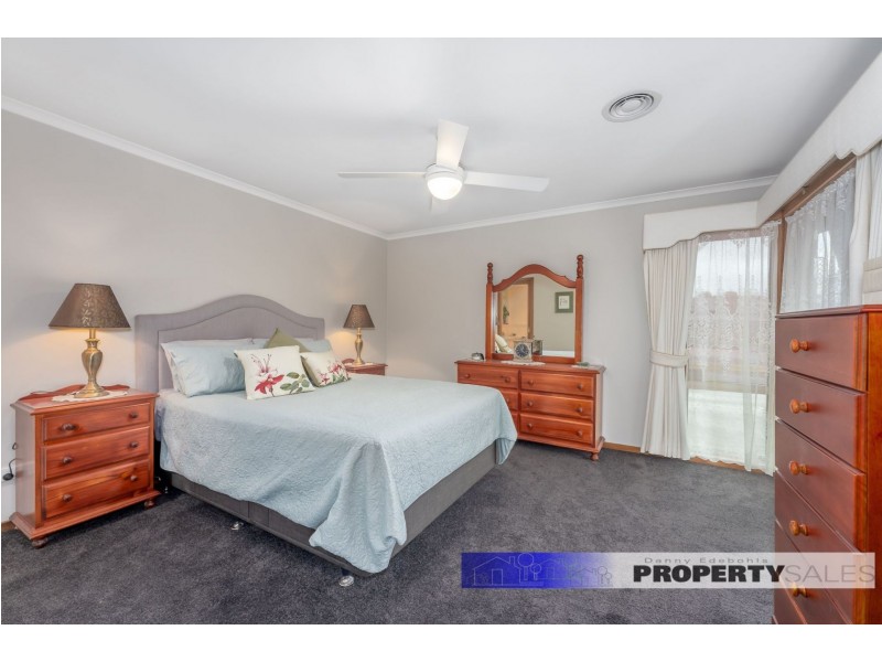 5 Tarra Court, Newborough VIC 3825