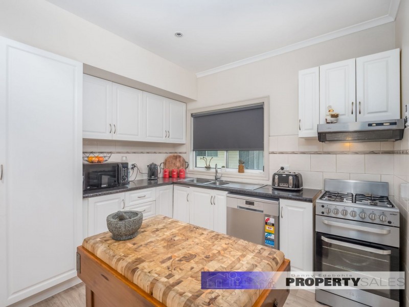 22 Elizabeth Street, Moe VIC 3825