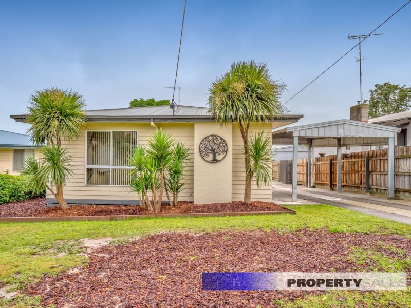 22 Elizabeth Street, Moe VIC 3825