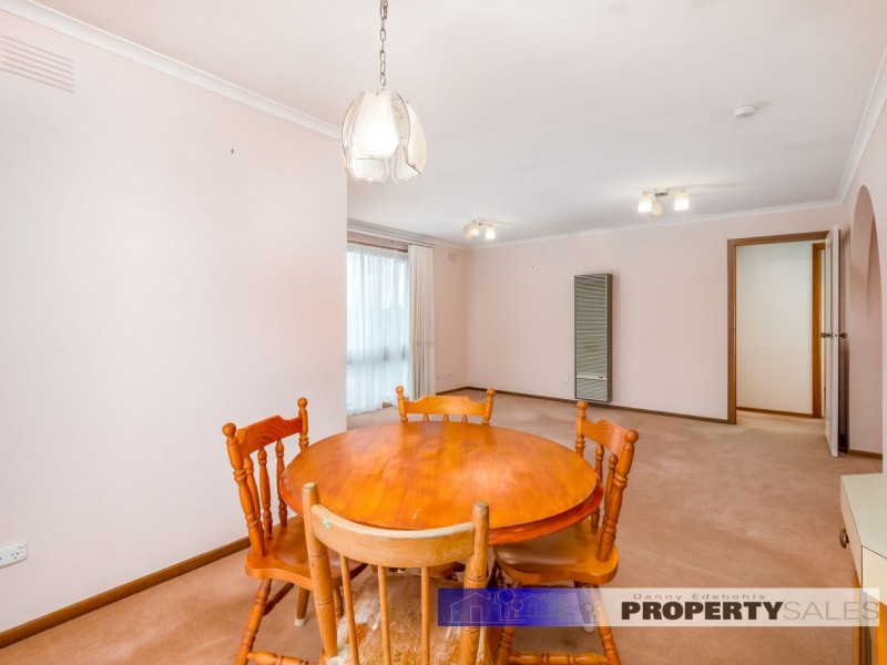 4/2 Narracan Drive, Moe VIC 3825