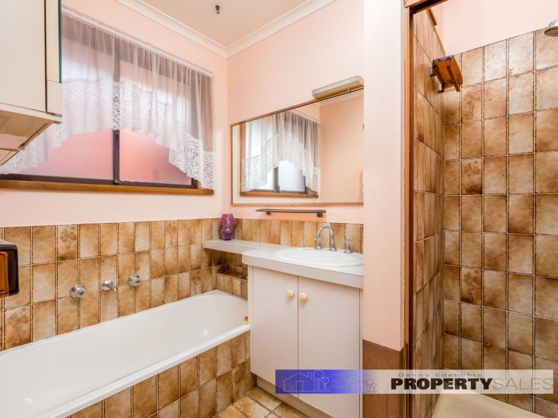 4/2 Narracan Drive, Moe VIC 3825