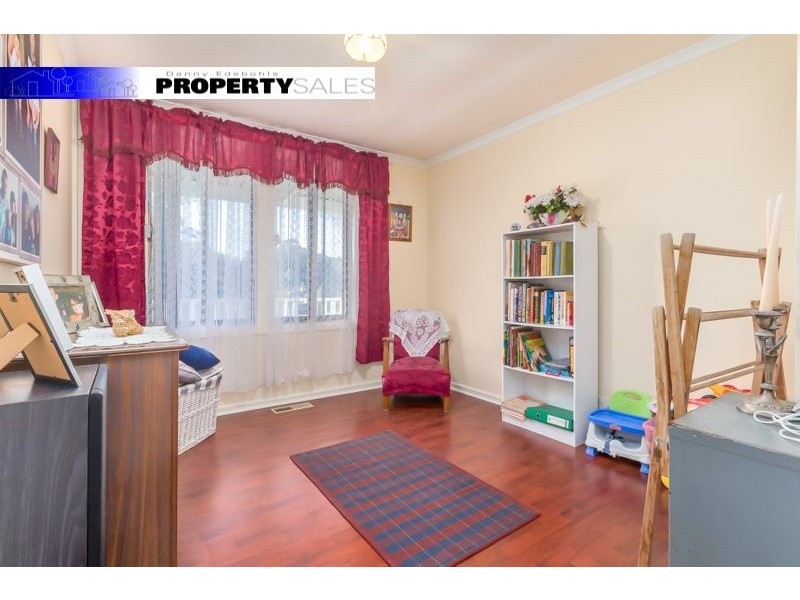 1 Mardan Street, Newborough VIC 3825