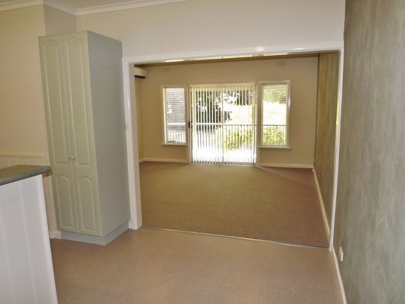 14 Gladstone Street, Moe VIC 3825