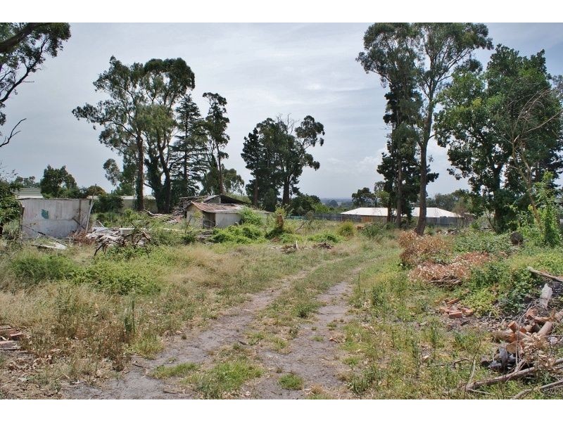 4 Service Road, Moe VIC 3825