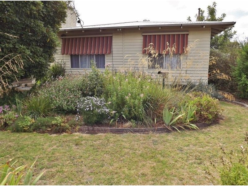 28 John Street, Moe VIC 3825