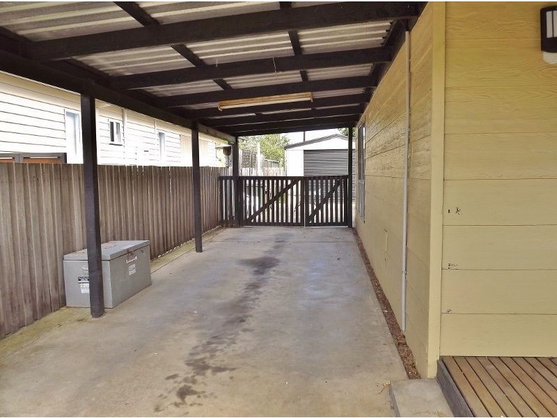 37 Koornalla Street, Newborough VIC 3825