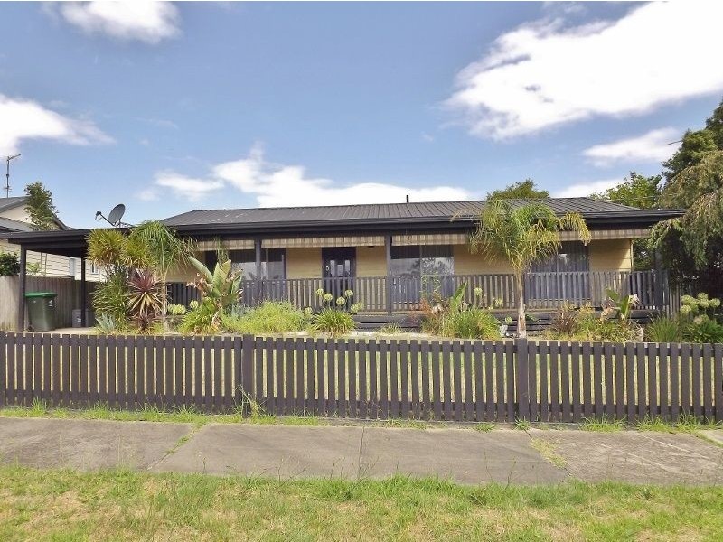 37 Koornalla Street, Newborough VIC 3825