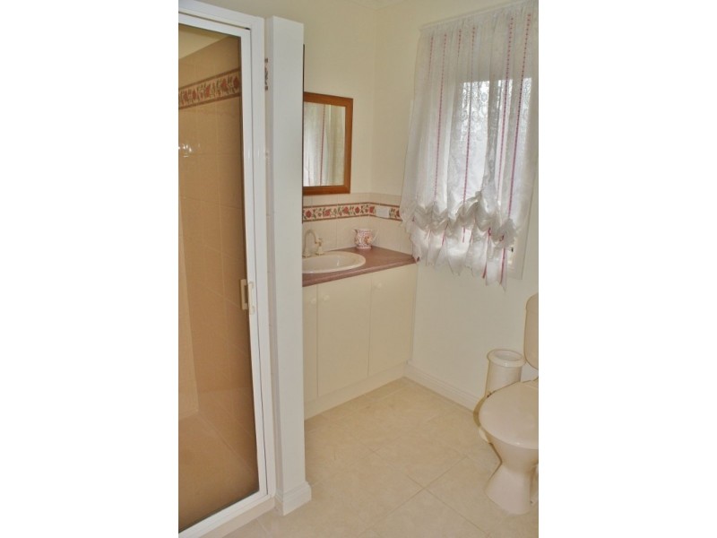 9 Rita Court, Newborough VIC 3825