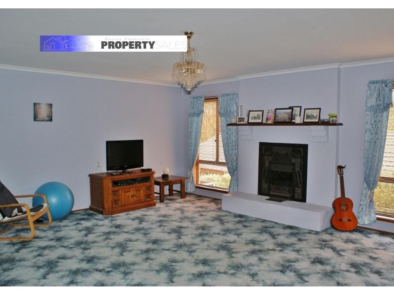 43 Haunted Hills Road, Newborough VIC 3825