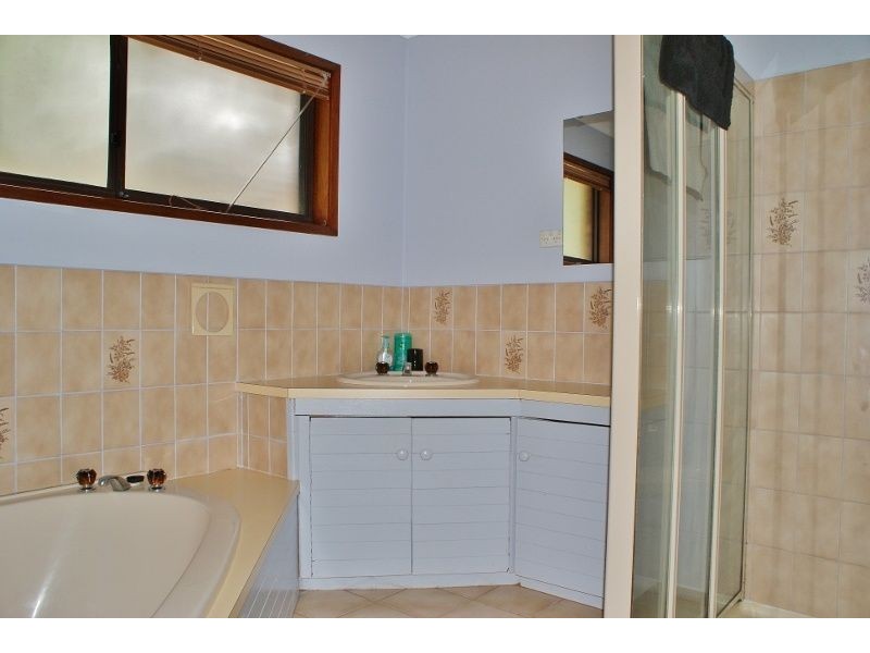 43 Haunted Hills Road, Newborough VIC 3825