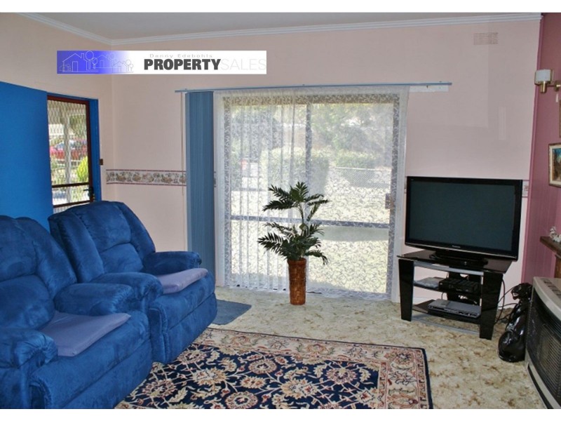 36 Service Road, Moe VIC 3825