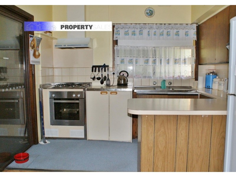 36 Service Road, Moe VIC 3825