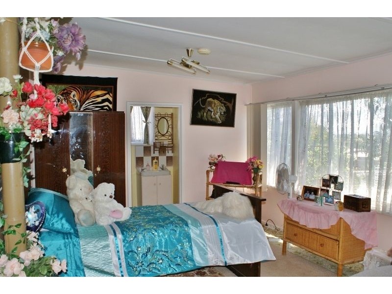 36 Service Road, Moe VIC 3825