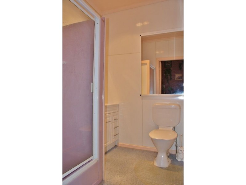 36 Service Road, Moe VIC 3825