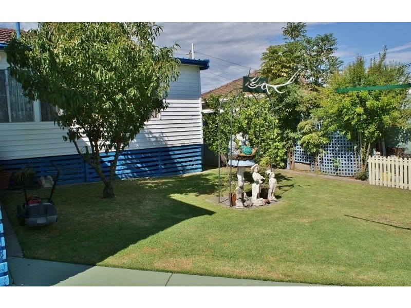 36 Service Road, Moe VIC 3825