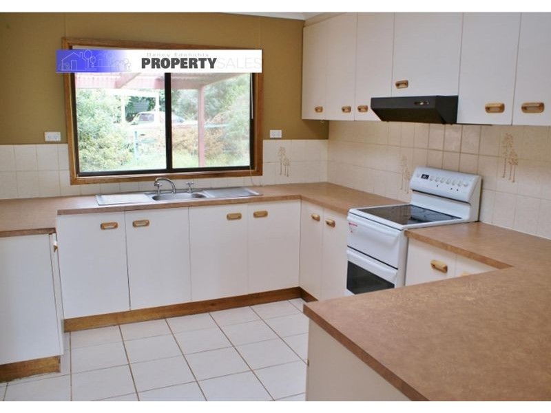 35 Pinnacle Drive, Rawson VIC 3825