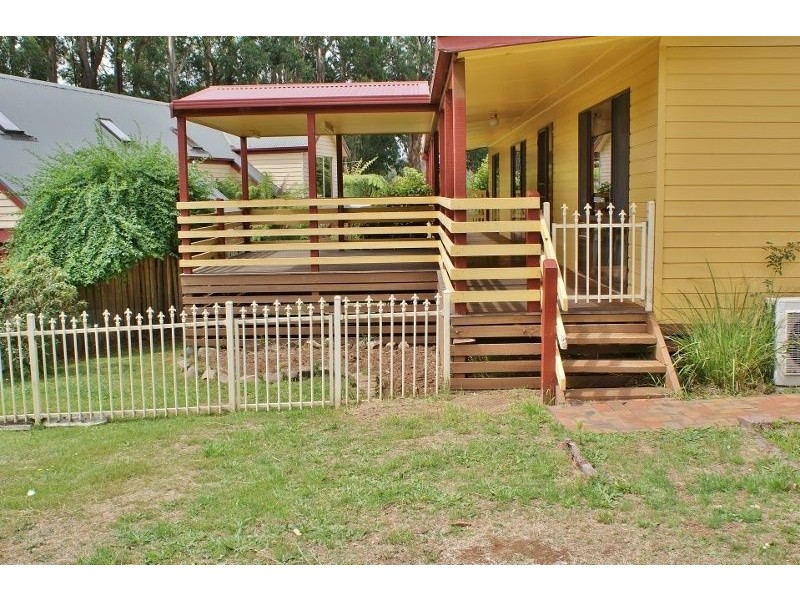 35 Pinnacle Drive, Rawson VIC 3825