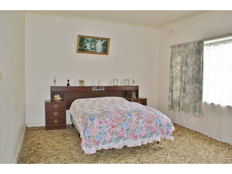 59 Chamberlain Road, Newborough VIC 3825