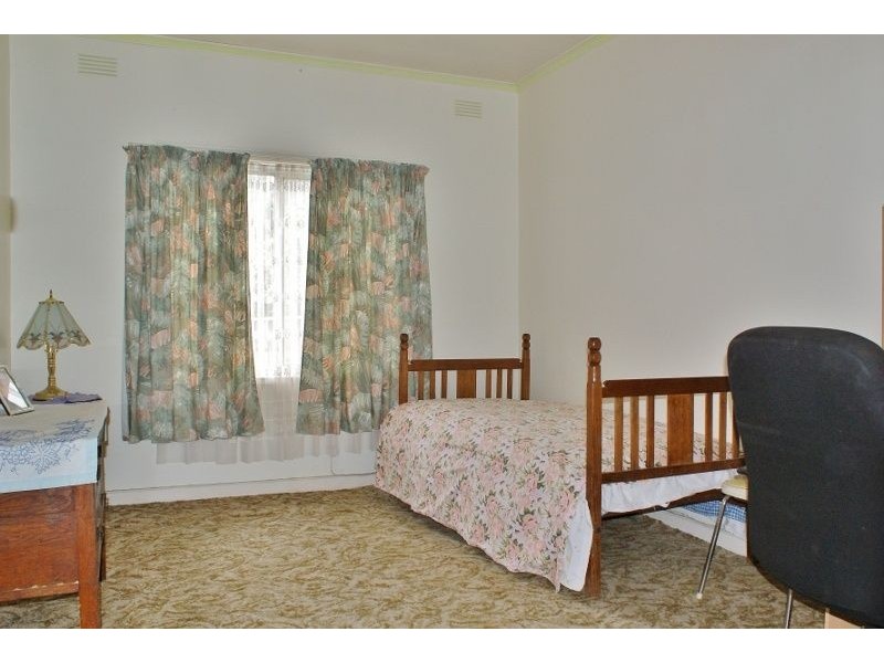 59 Chamberlain Road, Newborough VIC 3825